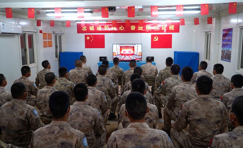 为如期实现建军一百年奋斗目标砥砺奋进——全军官兵认真收听收看党的二十大开幕会并展开学习讨论