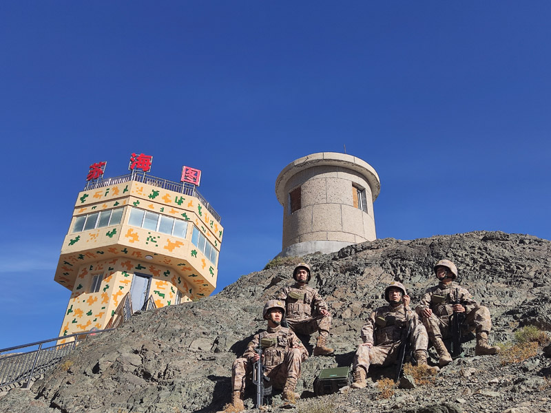 为如期实现建军一百年奋斗目标砥砺奋进——全军官兵认真收听收看党的二十大开幕会并展开学习讨论