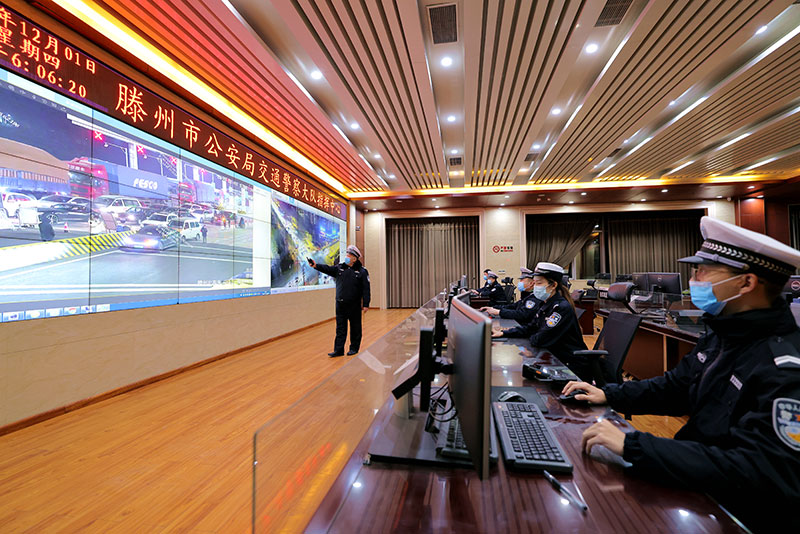 坚持全面依法治国，推进法治中国建设——各地贯彻落实党的二十大精神推动全面依法治国观察