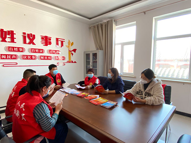 坚持全面依法治国，推进法治中国建设——各地贯彻落实党的二十大精神推动全面依法治国观察