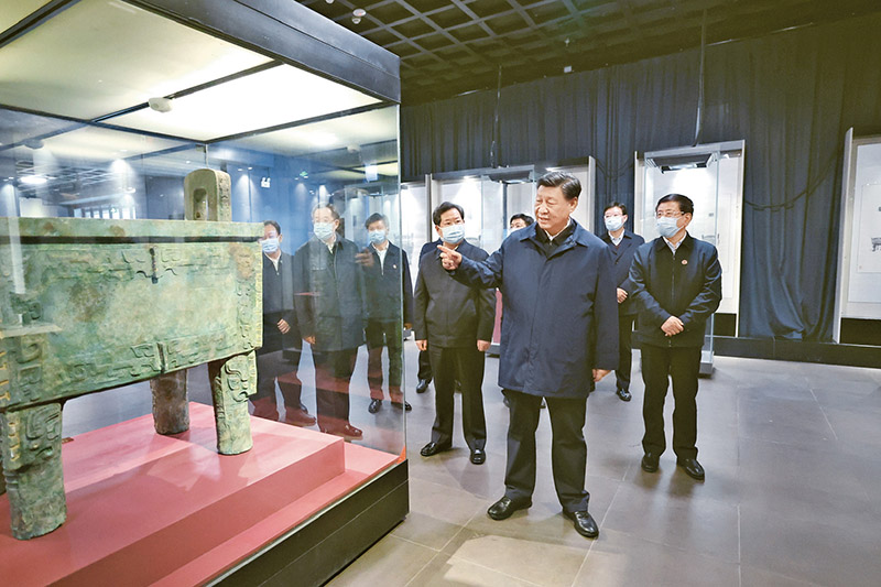习近平:为实现党的二十大确定的目标任务而团结奋斗