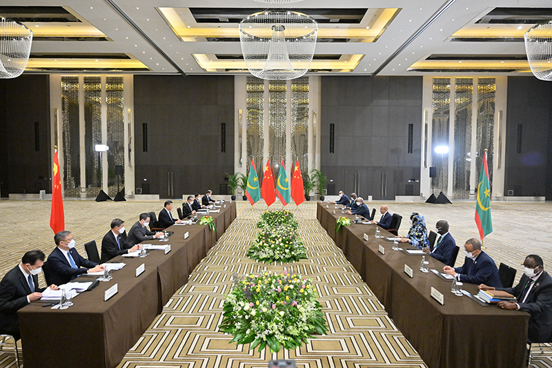 习近平会见毛里塔尼亚总统加兹瓦尼