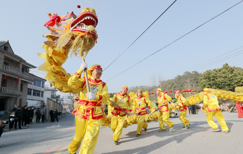 春回大地万象新——各地群众欢欢喜喜过大年