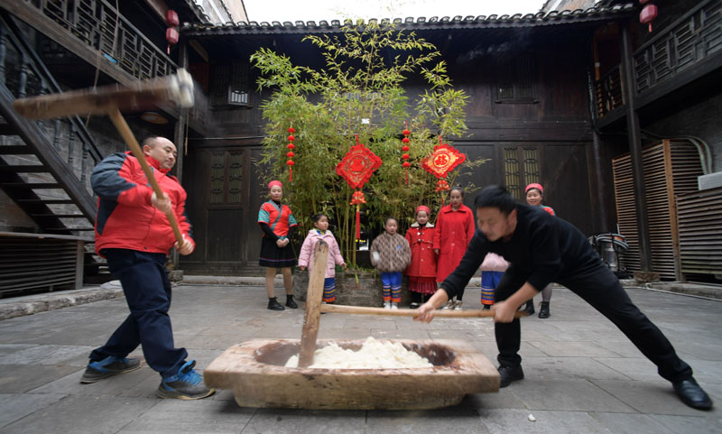 玉兔奔九州 年味满中华——从癸卯春节看中华文化新气象