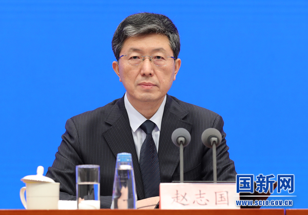国务院新闻办举行发布会 介绍2022年工业和信息化发展情况