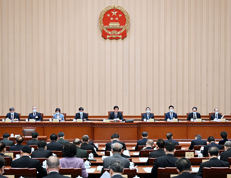 十三届全国人大常委会第三十九次会议在京举行
