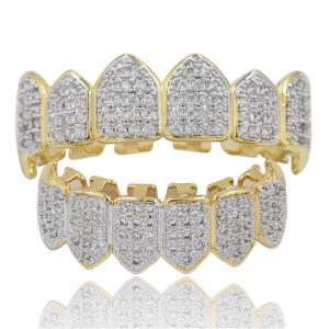 New High Quality Hip Hop Jewelry Iced Out CZ Cubic Zircon Fang Mouth Teeth Grillz Top Bottom Set Men Women Bling Vampire Grills