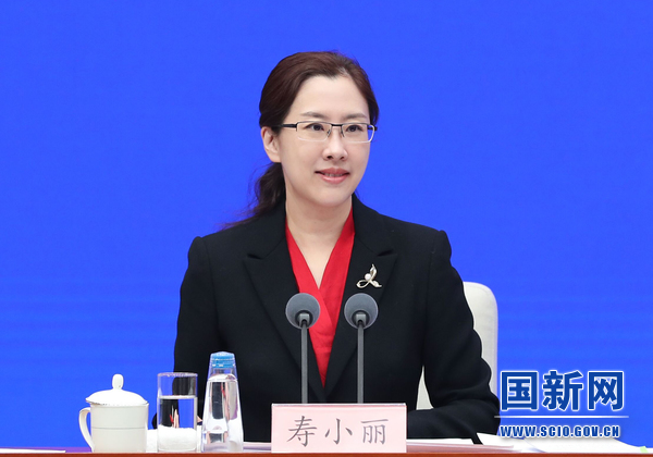 国务院新闻办发布会介绍就业和社会保障工作情况