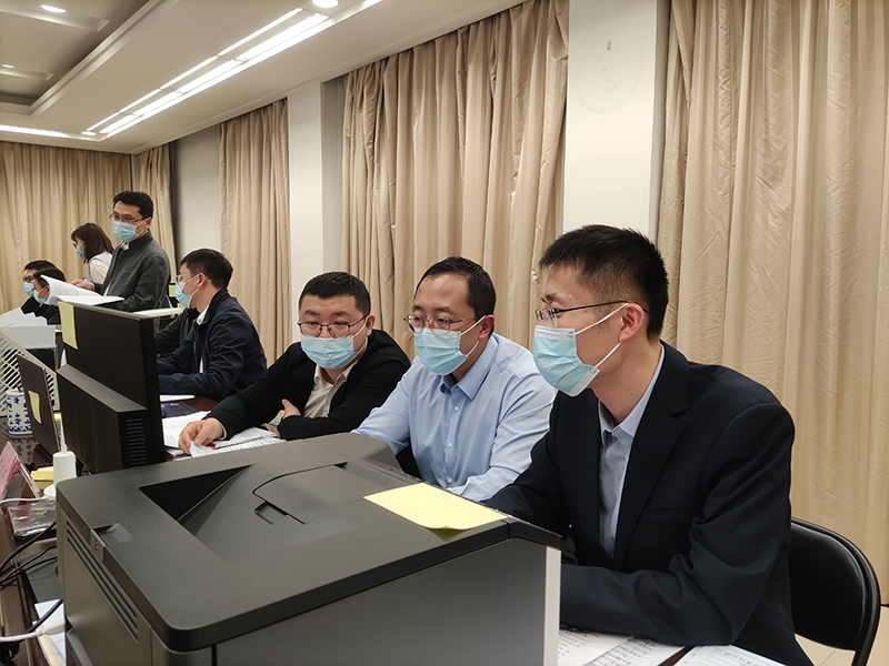 现场旁听、小程序留言、简报梳理——2023年全国两会国办多渠道速递代表委员“好声音”