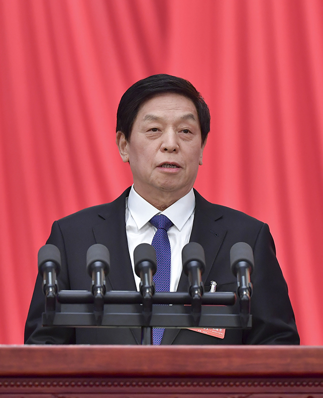 十四届全国人大一次会议举行第二次全体会议