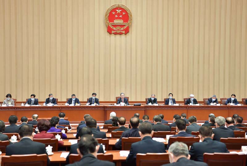 十四届全国人大常委会第一次会议在北京举行