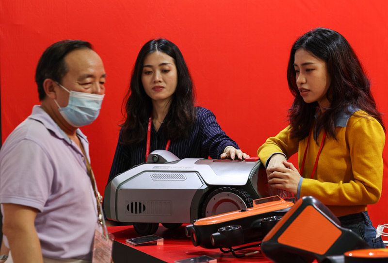 拥抱开放中国的发展新机遇——来自“中国第一展”广交会的一线观察