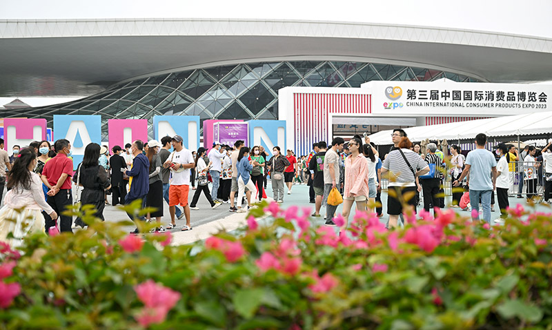 拥抱开放中国的发展新机遇——来自“中国第一展”广交会的一线观察
