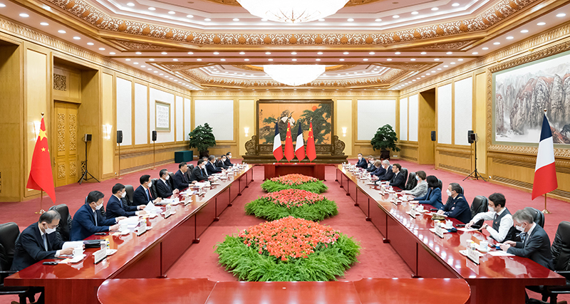 习近平同法国总统马克龙举行会谈