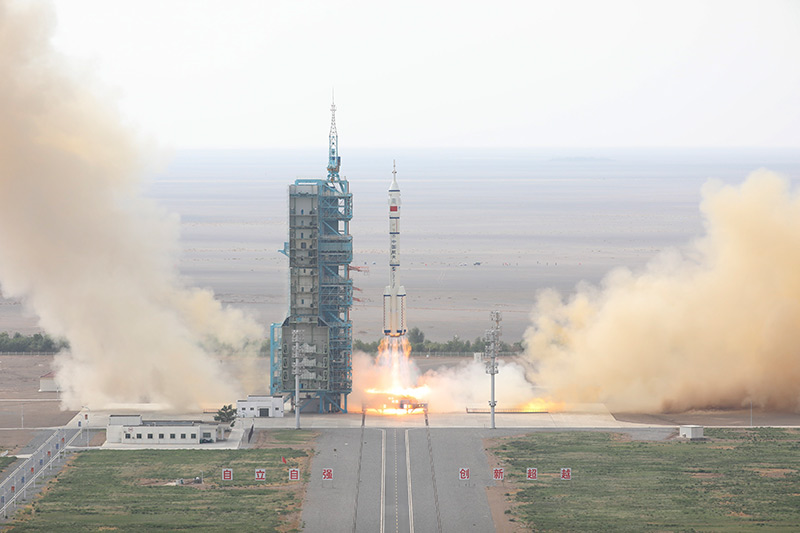 神舟十六号载人飞船发射取得圆满成功 中国空间站全面建成后首次载人飞行任务开启