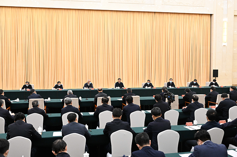 习近平在河北考察并主持召开深入推进京津冀协同发展座谈会