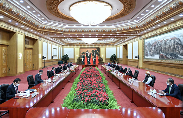 Xi meets Pakistani PM