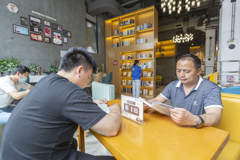 江西南昌：城市书房打造“书式”生活