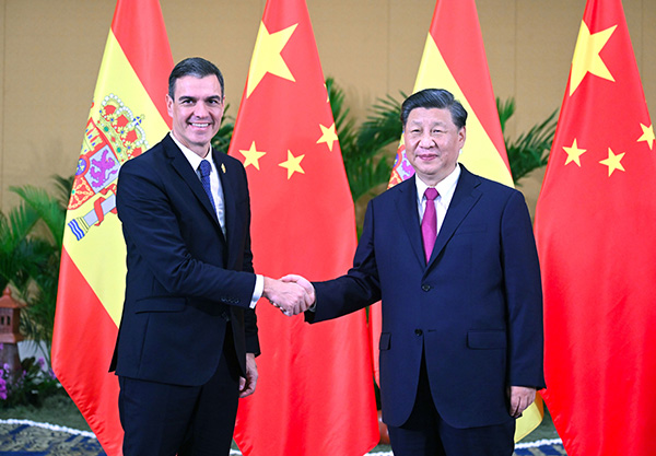 Xi meets Spanish PM Pedro Sanchez