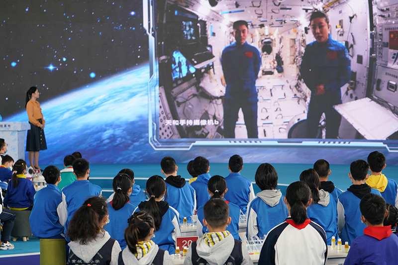 中国空间站第二次太空授课活动取得圆满成功