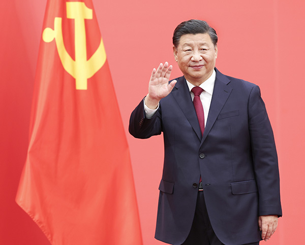 Xi Jinping leads CPC leadership in meeting the press