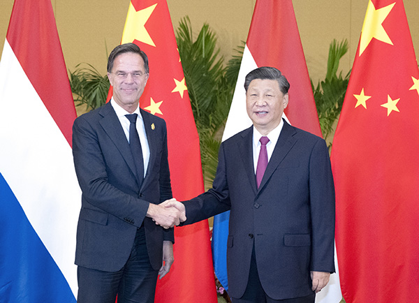 Xi meets Dutch PM Rutte