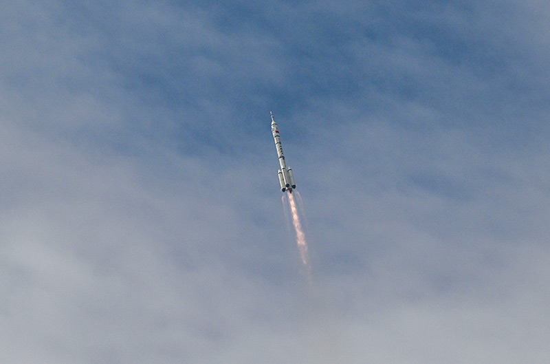 神舟十六号载人飞船发射取得圆满成功 中国空间站全面建成后首次载人飞行任务开启