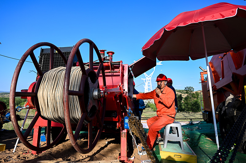 内蒙古：加快特高压建设 助力夏季能源供应