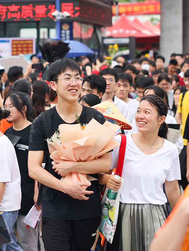 全国部分地区2023年高考结束