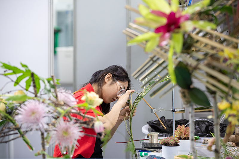 哈尔滨：职业技能人才“比武秀艺”