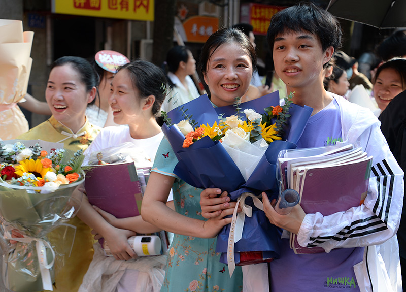 全国部分地区2023年高考结束