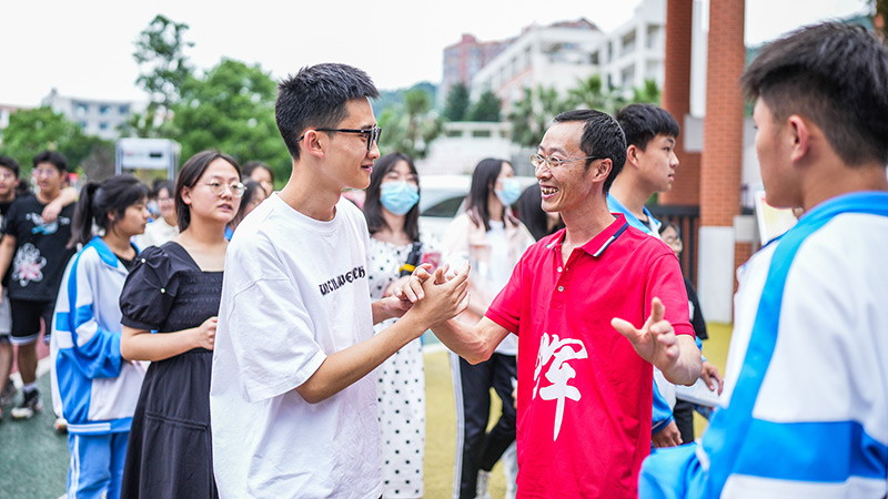 全国部分地区2023年高考结束