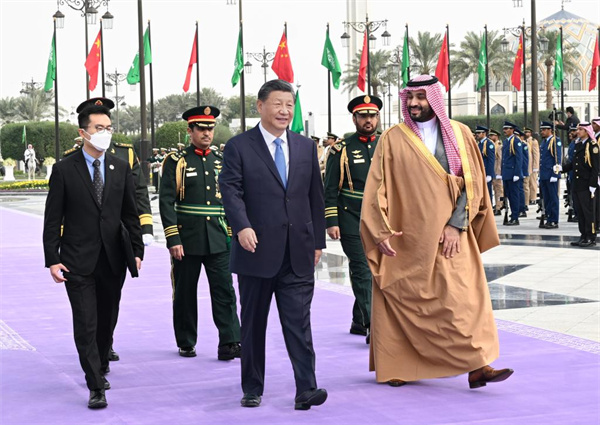 Xi attends welcoming ceremony held by Saudi Arabia’s crown prince