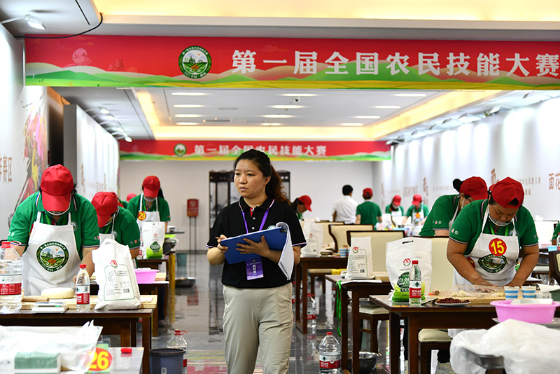 第一届全国农民技能大赛在山东聊城举行
