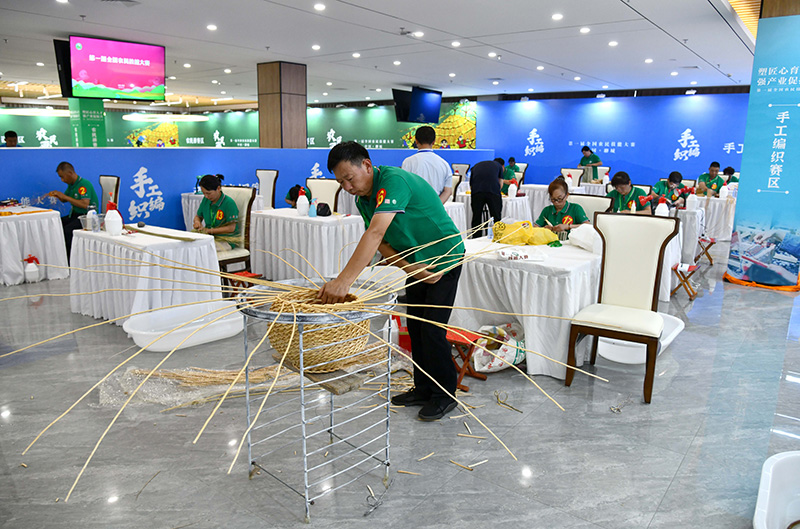 第一届全国农民技能大赛在山东聊城举行