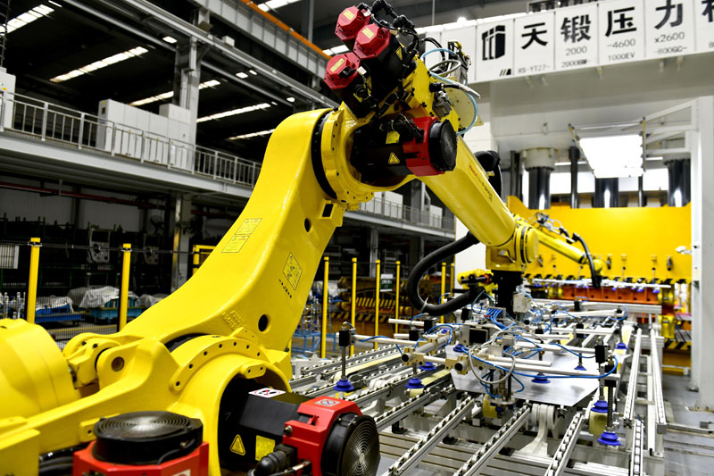 6月份中国制造业PMI小幅回升