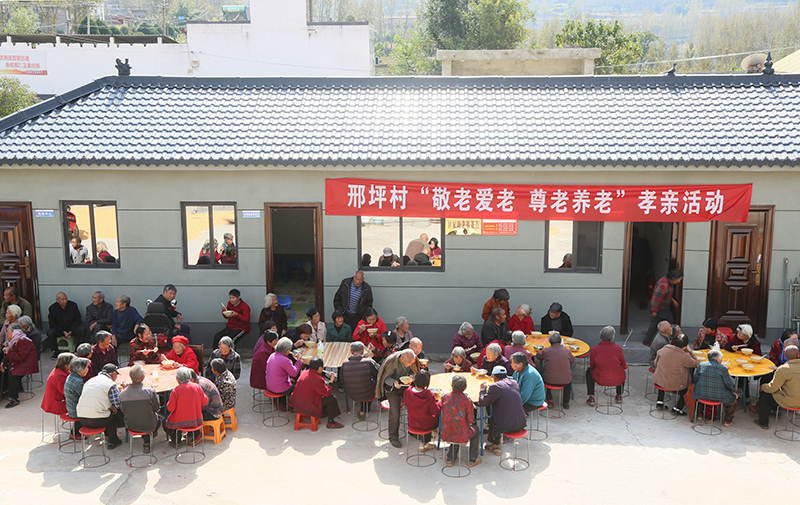 多彩活动庆重阳