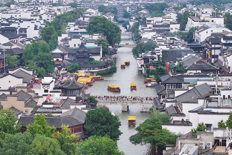 假期旅游热 祖国山河美