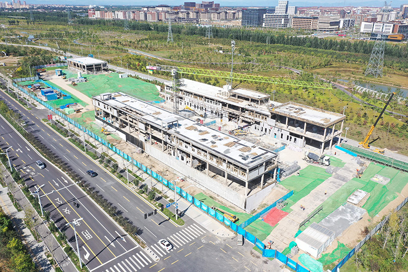 雄安新区：启动区重点工程芳容初绽