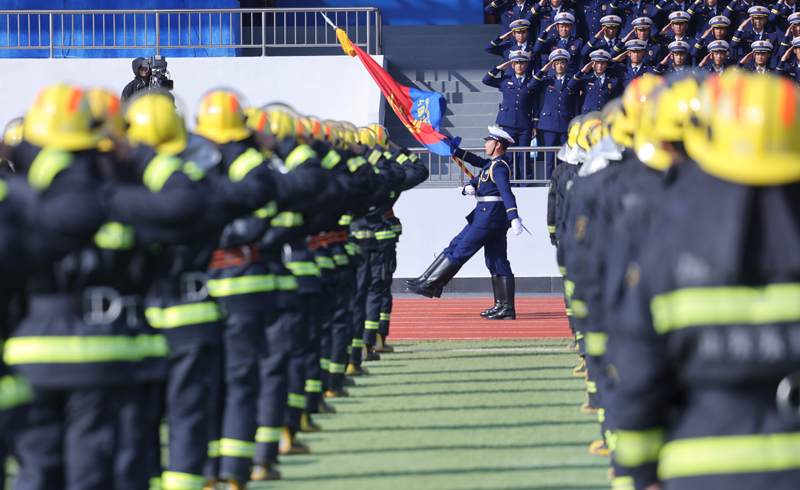全国消防救援队伍实战化比武竞赛在济南闭幕