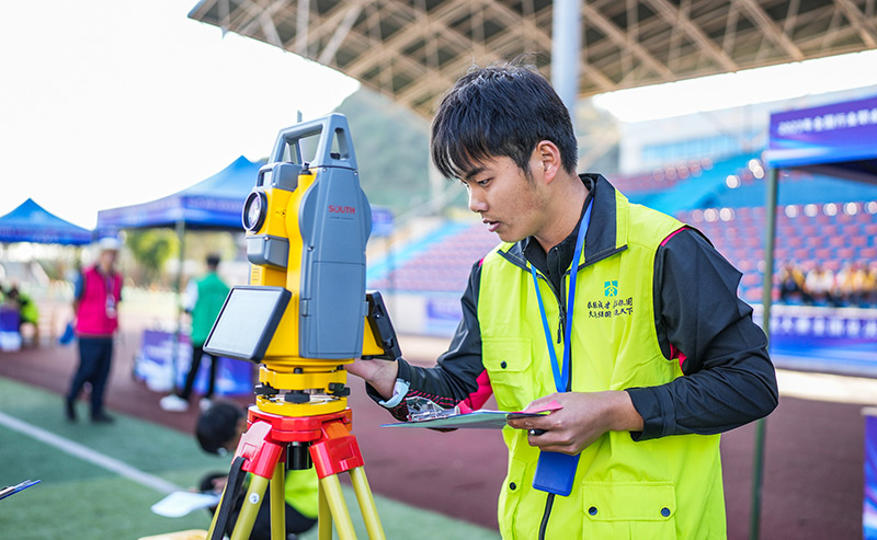 全国交通运输行业桥隧工职业技能大赛总决赛在贵阳揭幕