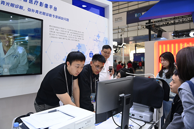 从“互联网之光”成果洞见未来——2023年世界互联网大会“互联网之光”博览会在乌镇开幕