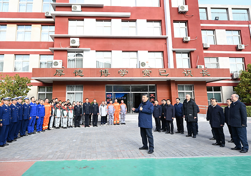 习近平在北京河北考察灾后恢复重建工作