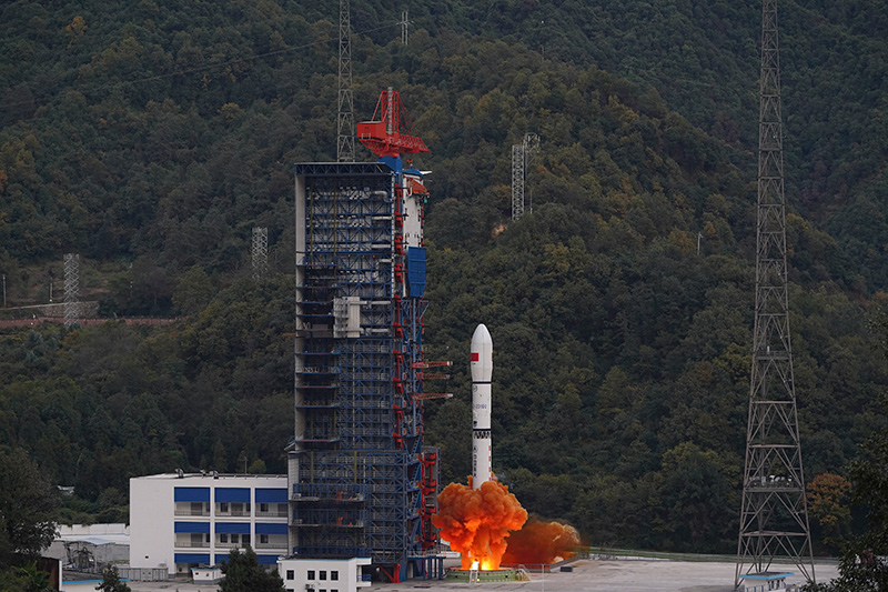 我国成功发射卫星互联网技术试验卫星