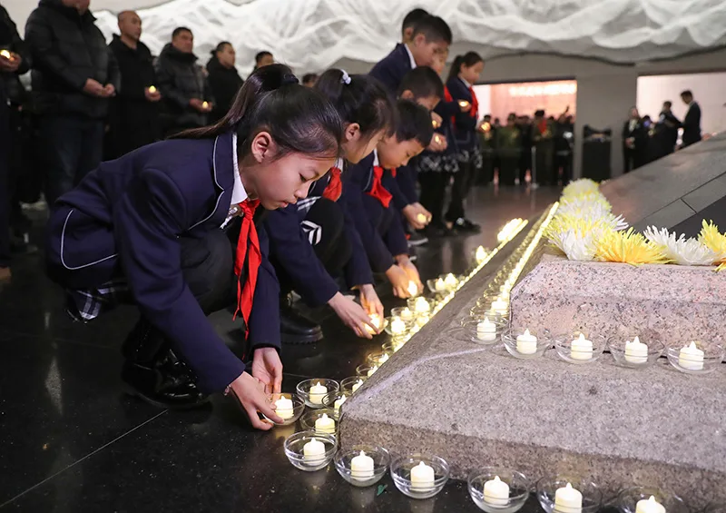 各地举行南京大屠杀死难者国家公祭日悼念活动