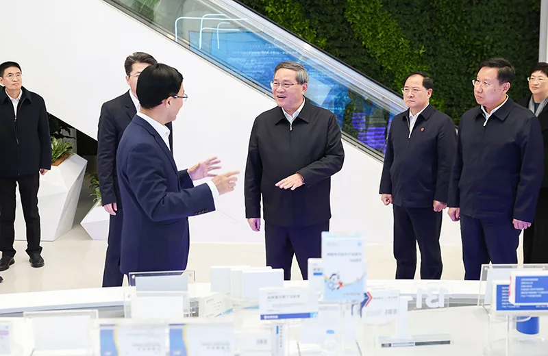 李强在四川、重庆调研时强调：扎实推进以人为本的新型城镇化 为经济发展和民生改善提供强劲动力