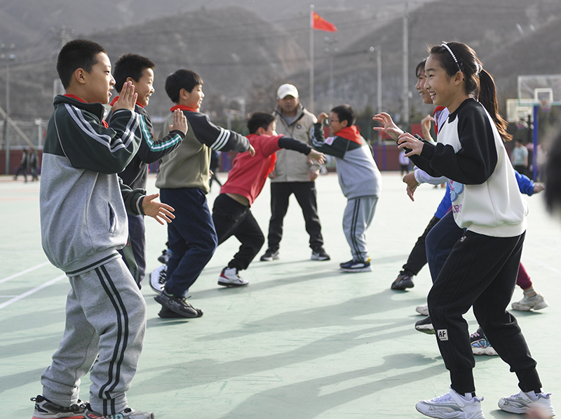 确保人民群众安居乐业、温暖过冬——京津冀和东北等地洪涝灾后重建观察