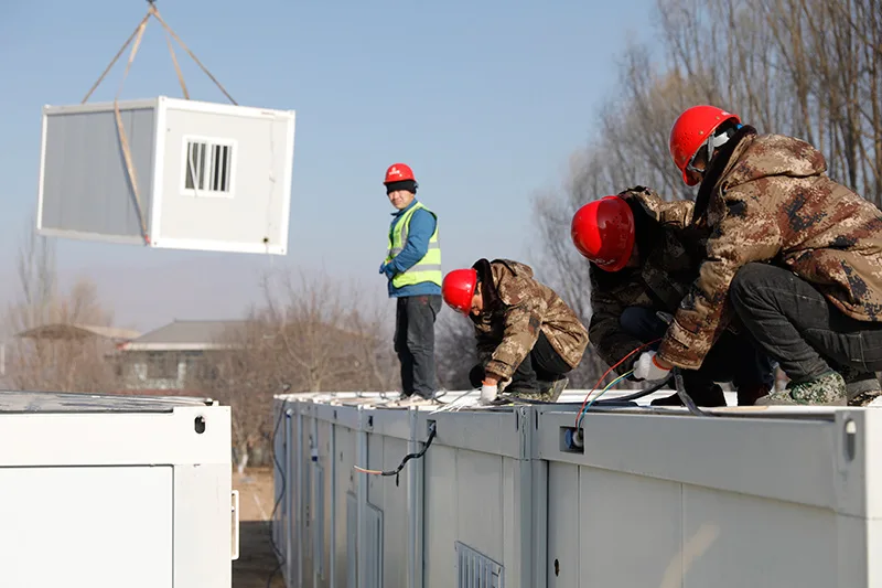 灾区活动板房安置点建设加速