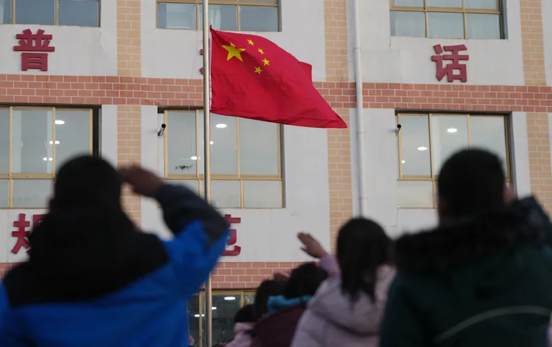 甘肃积石山地震灾区中小学校复课