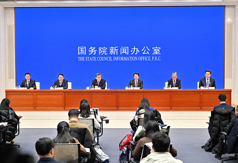 国新办举行粤港澳大湾区建设情况新闻发布会